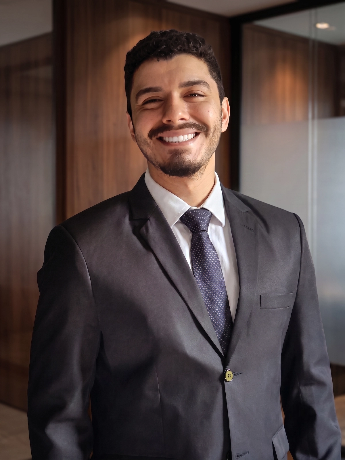 Kesley Santos, advogado responsável